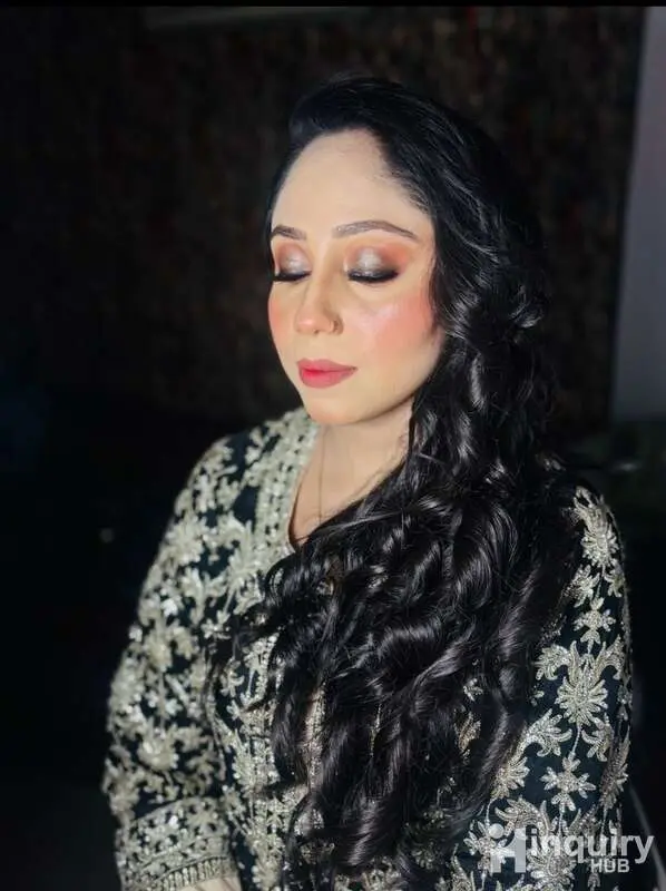 Maryam Nafis Makeup Artist