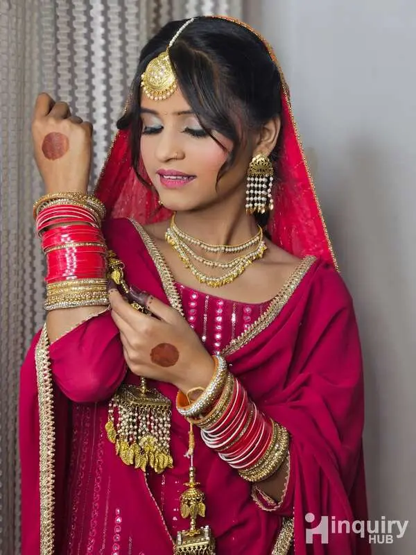 Chakshikasaloni Makeup Artist