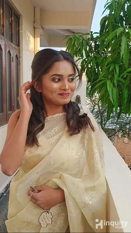 Ramya_promakeup_hairstylist