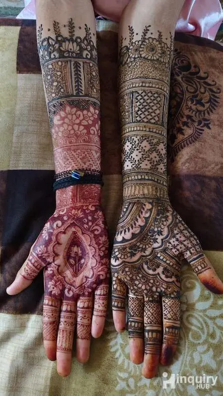 Mansi Mehndi Artist