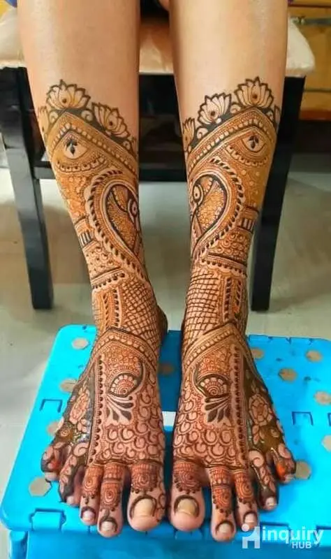 Safiya Mehndi Artist