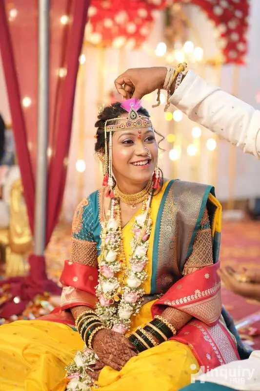 Makeupartist_urmila