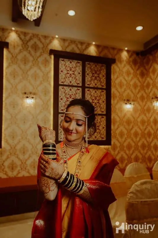 Makeupartist_urmila