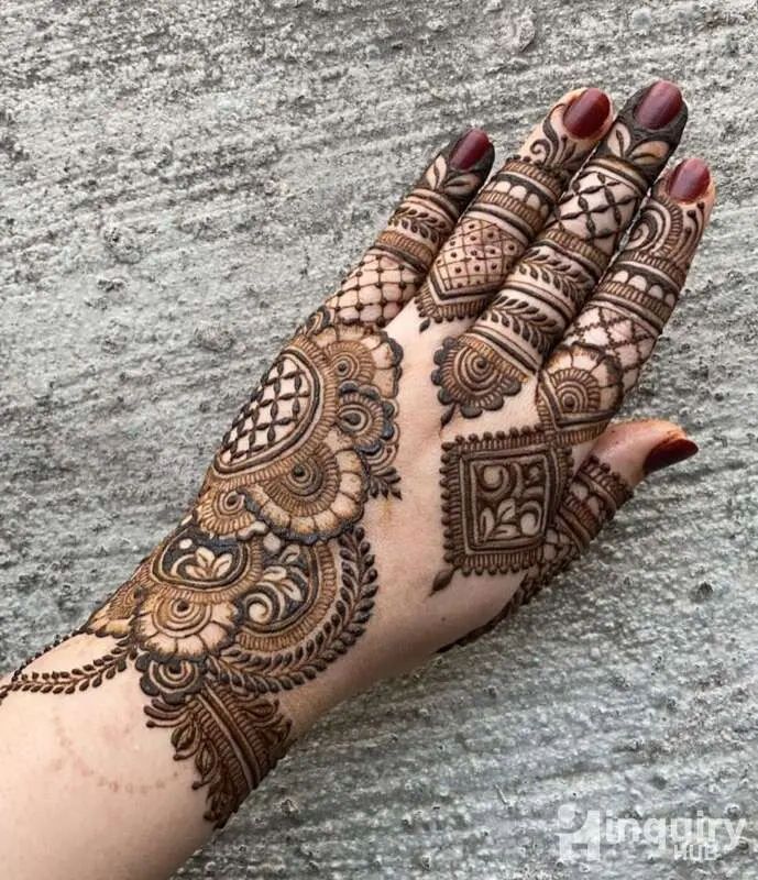 Nazmeen Mehandi Artist
