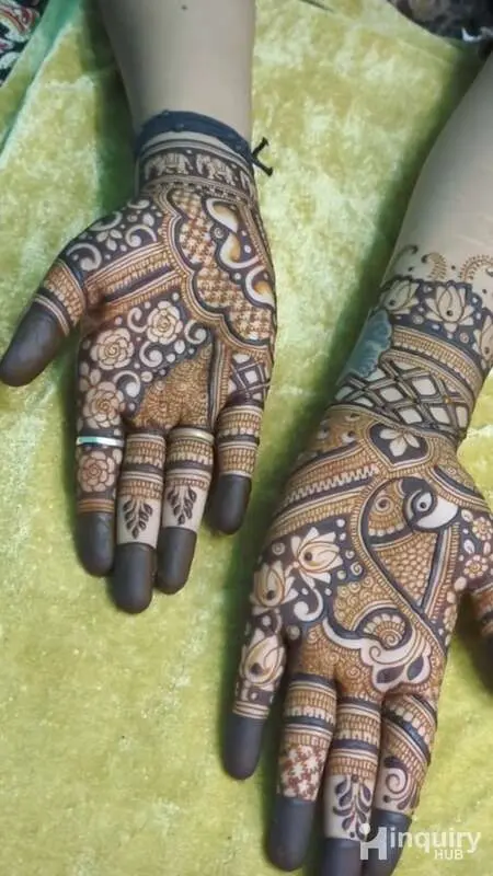 Sneh_mehndi_artist