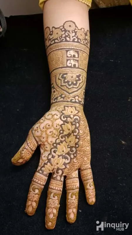 Bhoomi Henna
