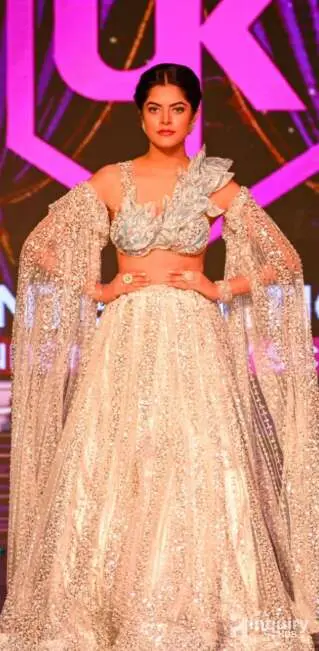 Sania Makeup Artist