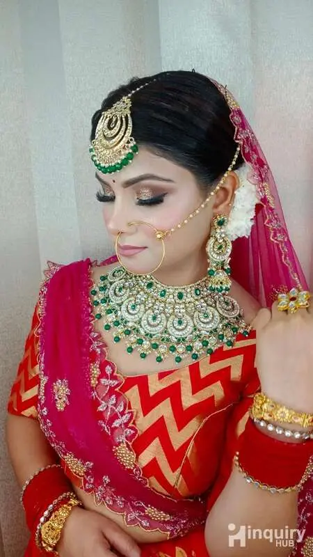 Sakshi Makeovers