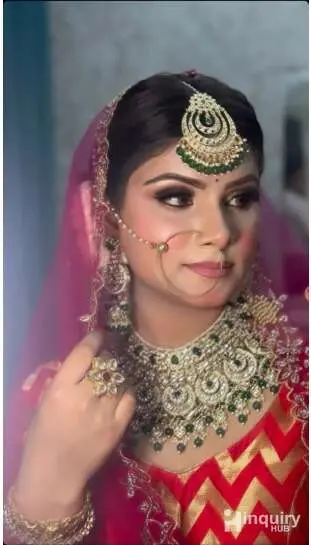 Sakshi Makeovers