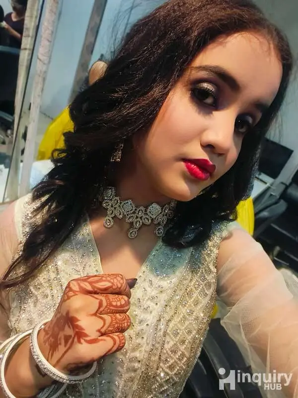 Ruhi Makeup Artist