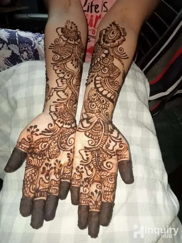 Sana Mahandi Artist