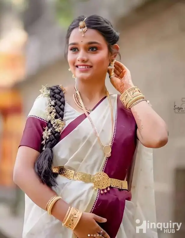 Mua Gayatri Lalbegi