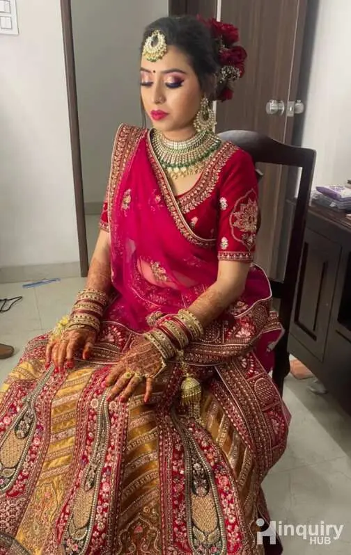 Mua Gayatri Lalbegi