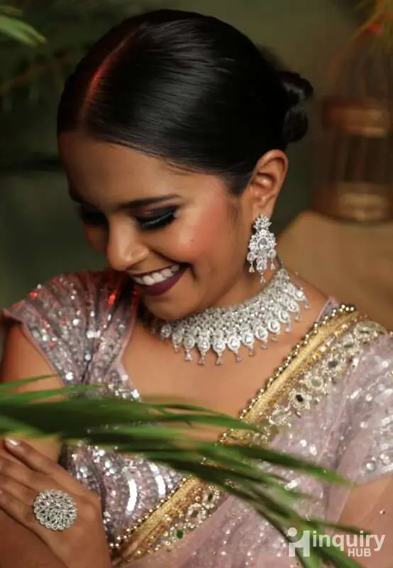 Mua Gayatri Lalbegi