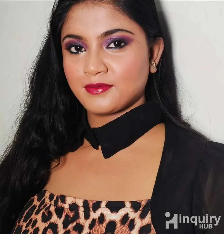 Ria | Makeup Artist