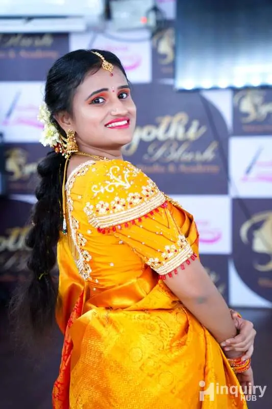 Jsaritha Makeup Artist