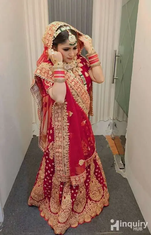 Kaur Mekovers.