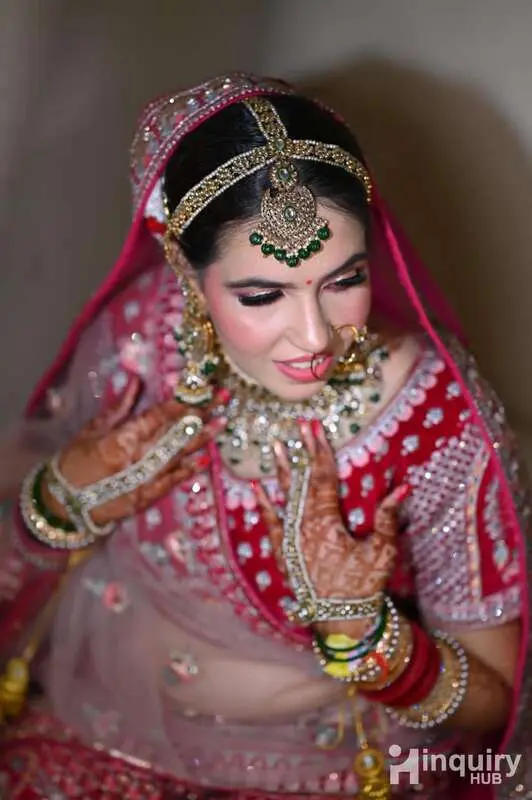Jaya Makeoverss Makeup Studio
