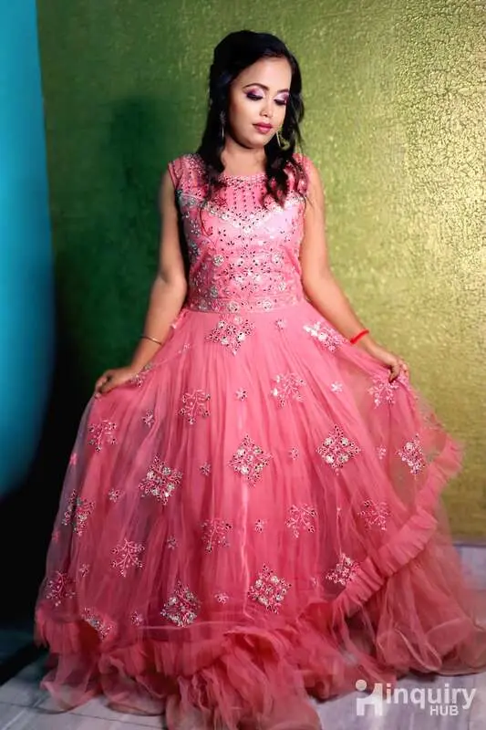 Makeup Artist  Nisha