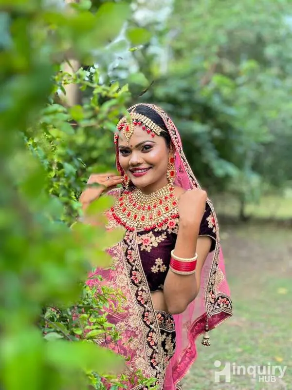 : Prathna Makeup Artist