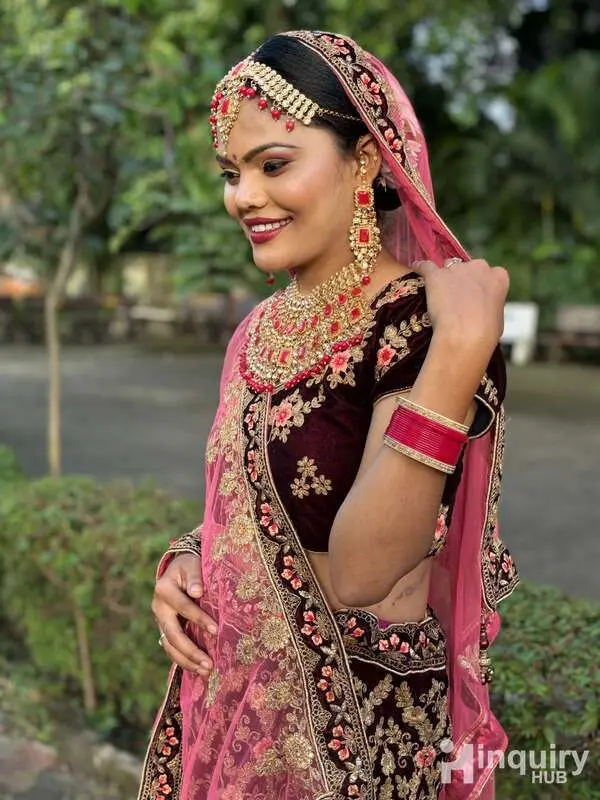: Prathna Makeup Artist