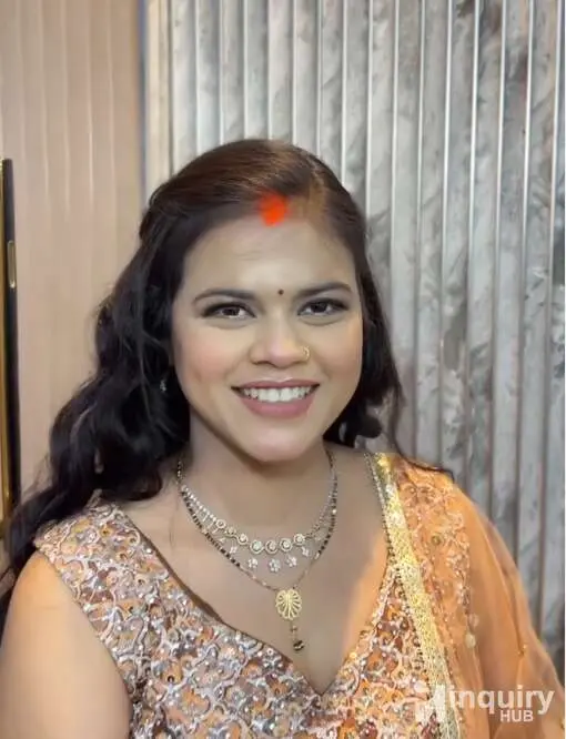 Avini Gupta Glam