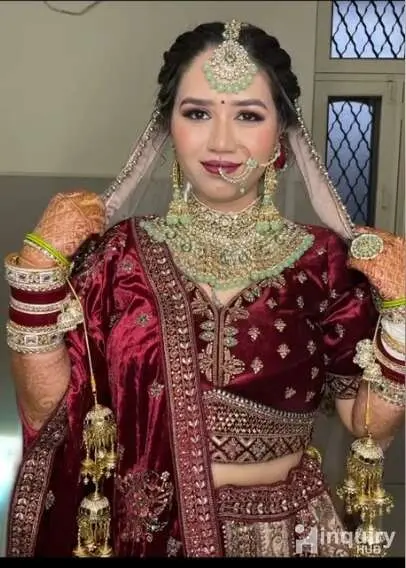 Uma Shine Of Grace