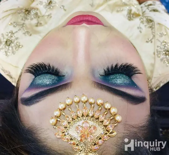 Smita_smakeupbrush