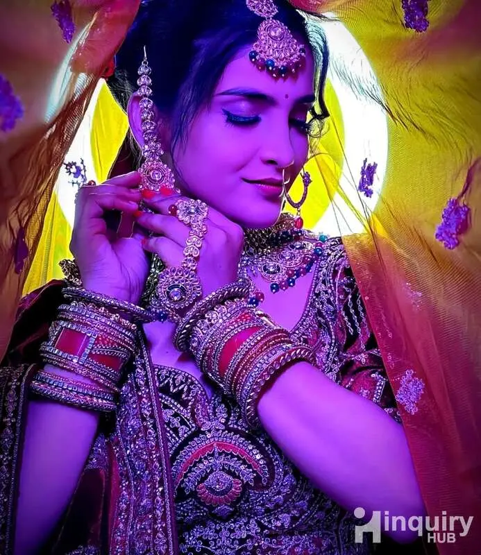 Beauty Enhance By Sakshi