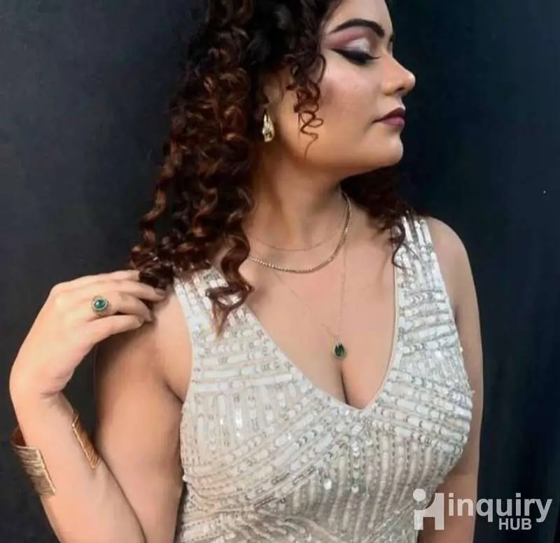 Zeba Mumtaz  Makeovers
