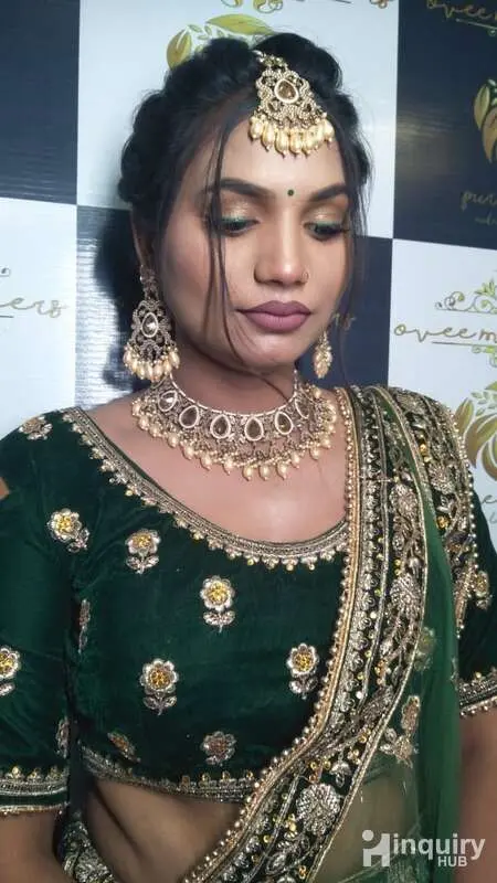 Chandras Makeup Studio