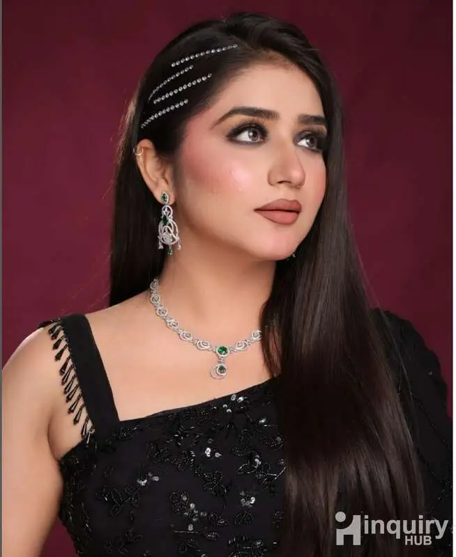 Makeovers By Aanshi