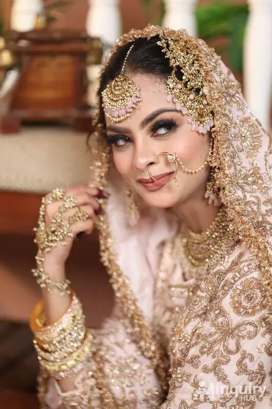 Qualified Professional Makeup Artist