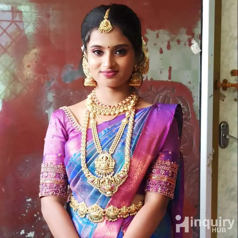 Gowri Asthetion