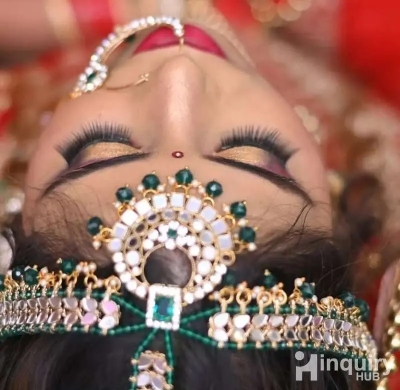 Sanya Singh Makeover