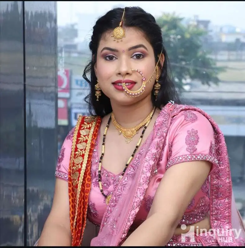 Mansi Chauhan Makeup Artist