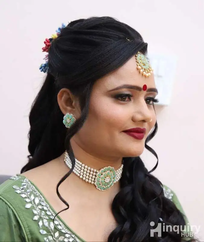 Mansi Chauhan Makeup Artist
