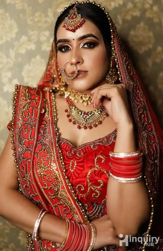 Monika   Makeup Artist  