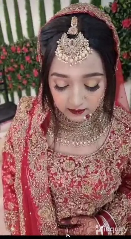 Golden Beauty Parlour