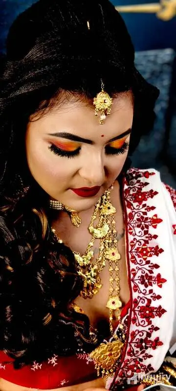 Shaina Khan