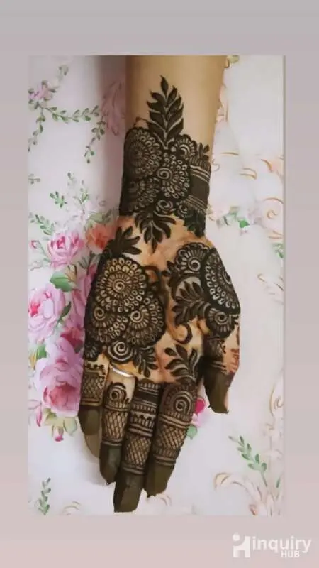 Hiba Mehendi Artist