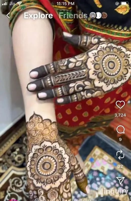 Aiza  Mendhi Artist