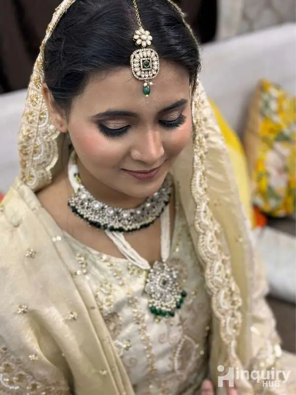 Makeupbyzeba