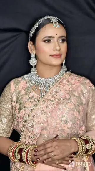 Enchanting Look By Jagu