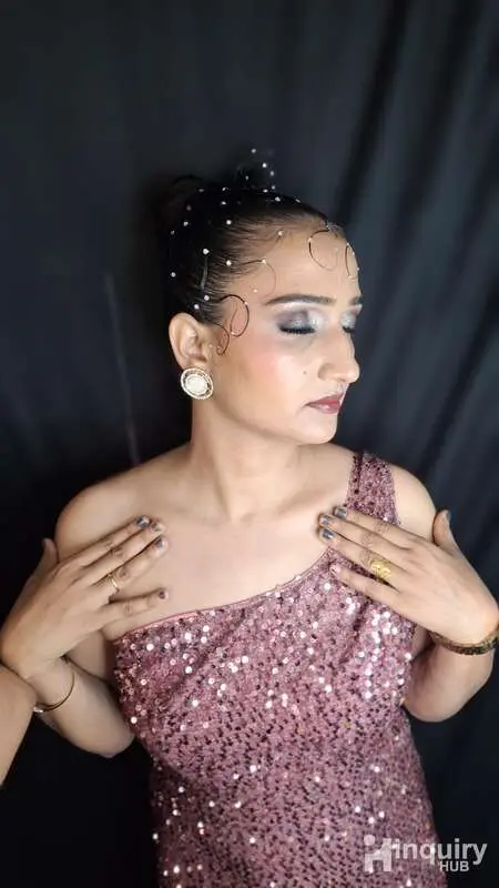 Enchanting Look By Jagu