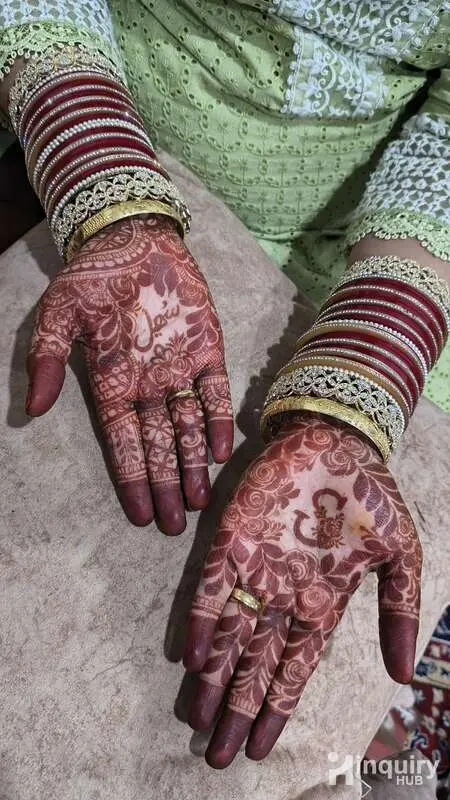 Arifa Mehndi Artist