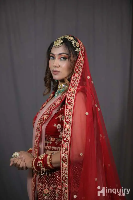 Simrah Faisal Makeup Artist