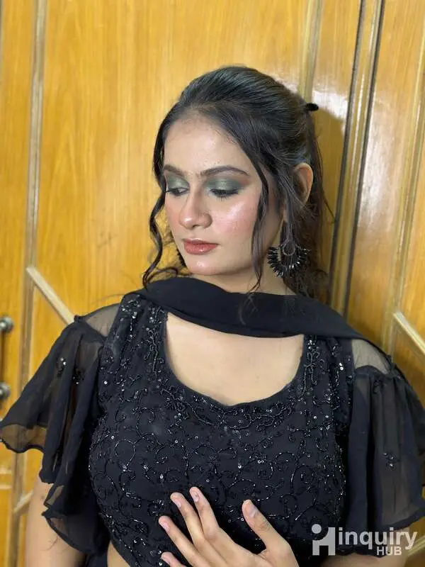 Simrah Faisal Makeup Artist