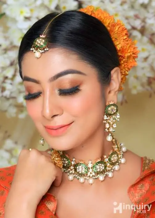 Manjil Makeup Artist