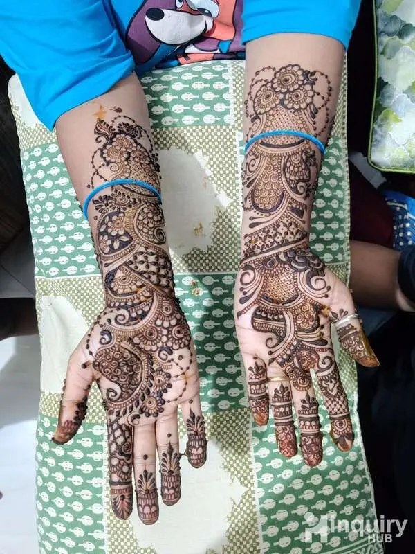 Roshni Mehandi